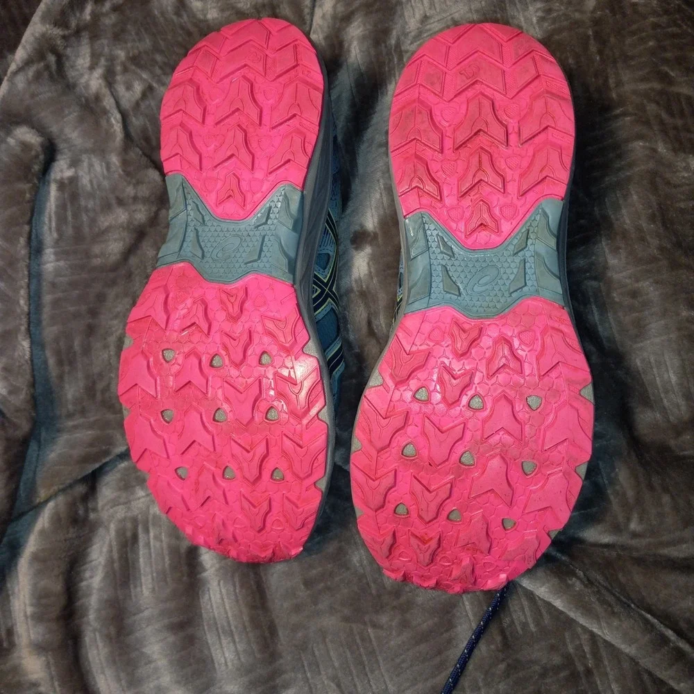 ASICS Gel Venture 11 1/2 Running Shoes 